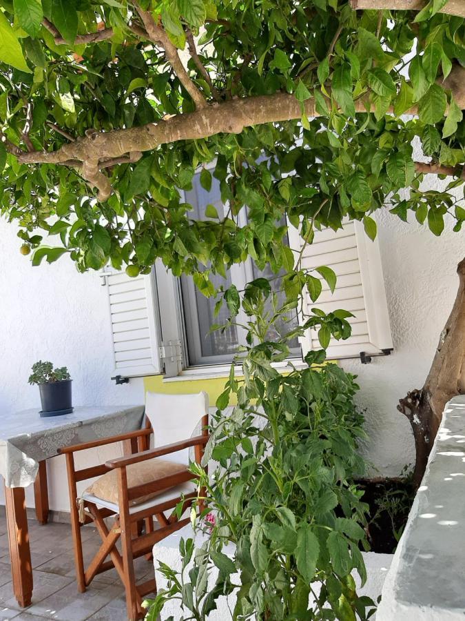 Apartamento Lemon Garden 2 Karidi Exterior foto